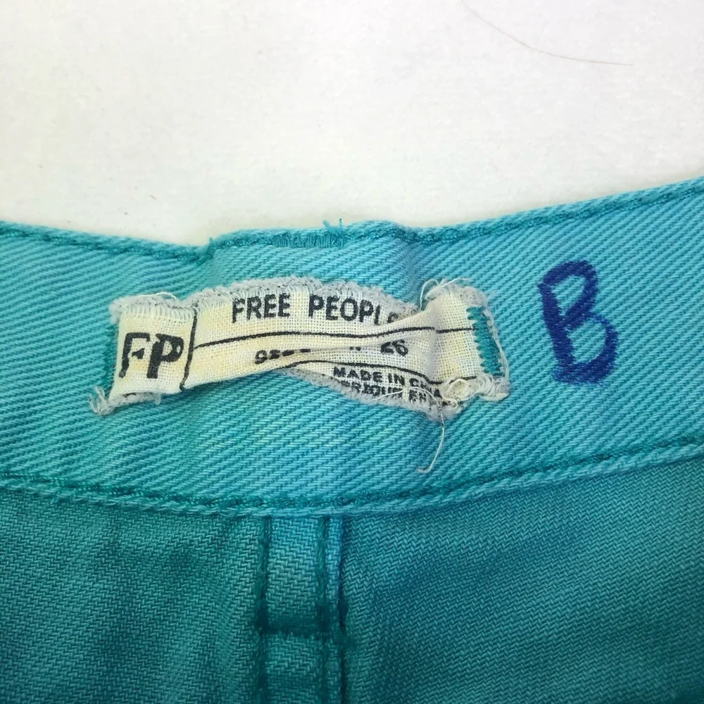 Free People Teal Cotton Jean Shorts EUC Sz 2 26 - Picture 5 of 11